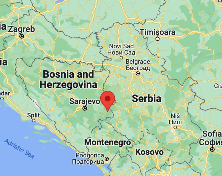 Localisation de Višegrad, entre Bosnie et Serbie. Google Maps